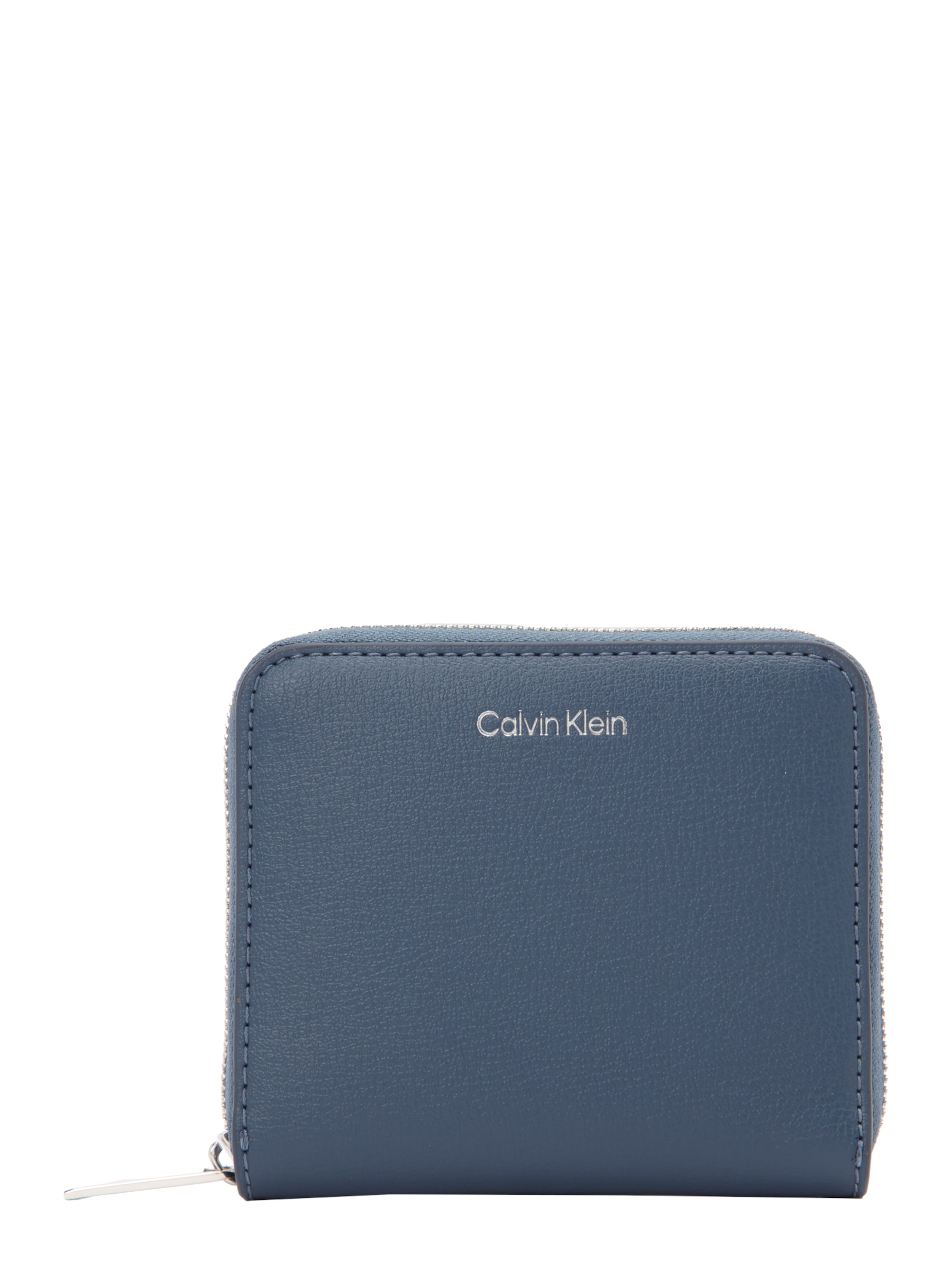 Calvin Klein Кошелек в цвете Navy
Calvin Klein Кошелек в цвете Navy