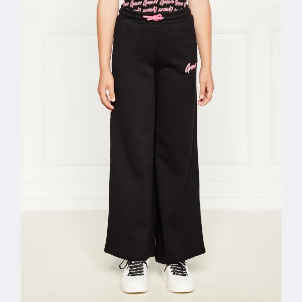 Спортивные брюки стандартного кроя Guess, черный
Спортивные брюки стандартного кроя Guess, черный