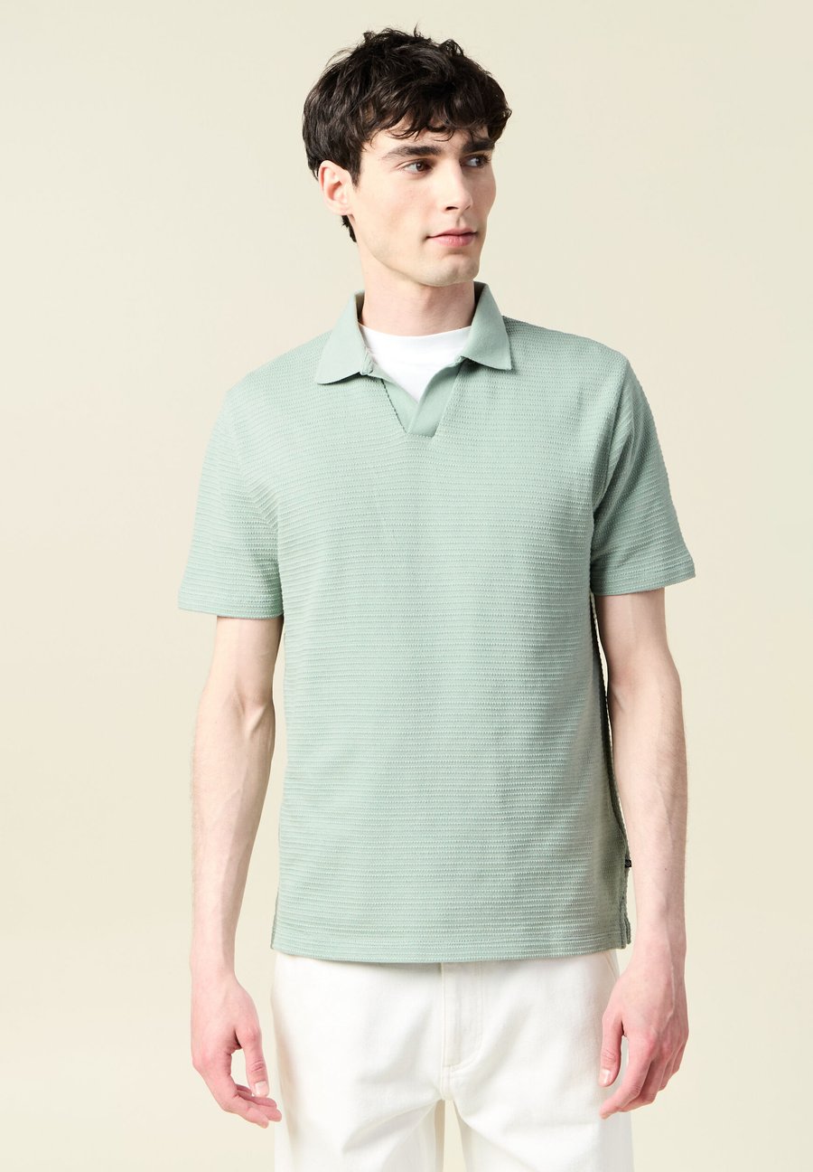 Поло BONOBO Jeans Polo shirt, Vert Olive/Olive, Хаки, Поло BONOBO Jeans Polo shirt, Vert Olive/Olive
Поло BONOBO Jeans Polo shirt, Vert Olive/Olive, Хаки, Поло BONOBO Jeans Polo shirt, Vert Olive/Olive