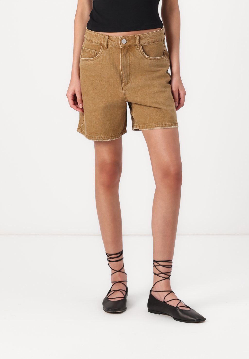 Джинсовые шорты NMHERA Noisy May, бежевый
Джинсовые шорты NMHERA Noisy May, бежевый