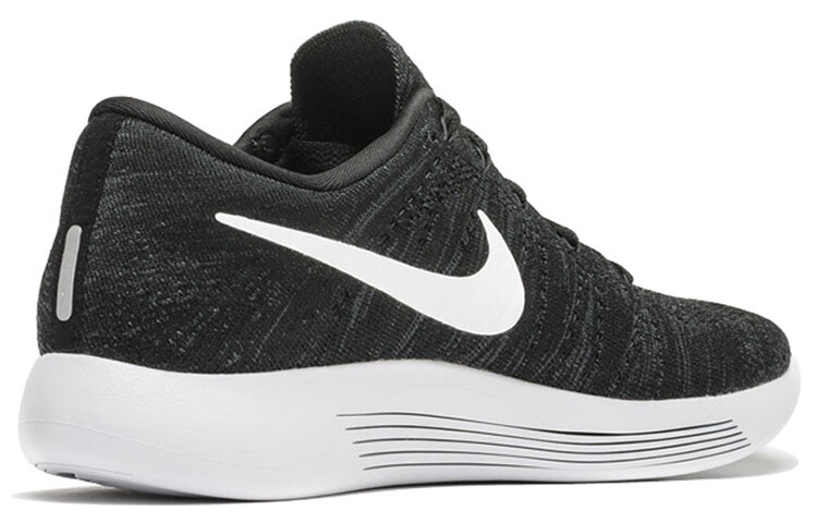 Кроссовки Nike LunarEpic Flyknit для мужчин
Кроссовки Nike LunarEpic Flyknit для мужчин