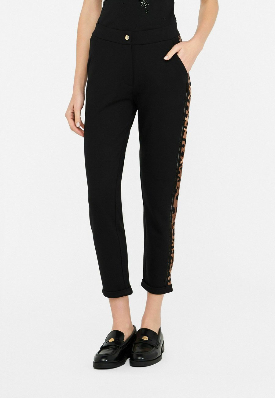 Брюки LIU JO WITH ANIMAL-PRINT BANDS, M9705/Black
Брюки LIU JO WITH ANIMAL-PRINT BANDS, M9705/Black