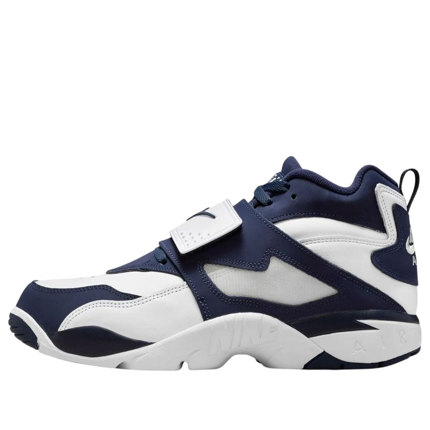 Кроссовки Nike Air Diamond Turf 'Cowboys'
Кроссовки Nike Air Diamond Turf 'Cowboys'
