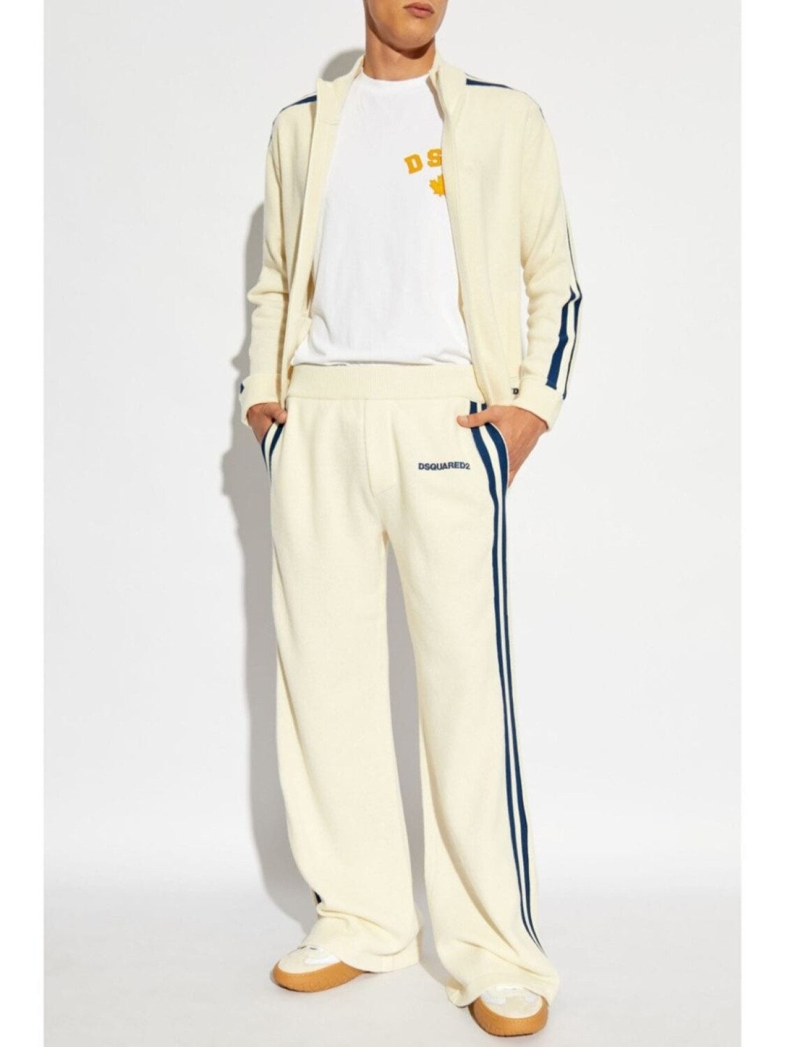 Dsquared2 футболка с нашивкой-логотипом DSQUARED2, белый
Dsquared2 футболка с нашивкой-логотипом DSQUARED2, белый