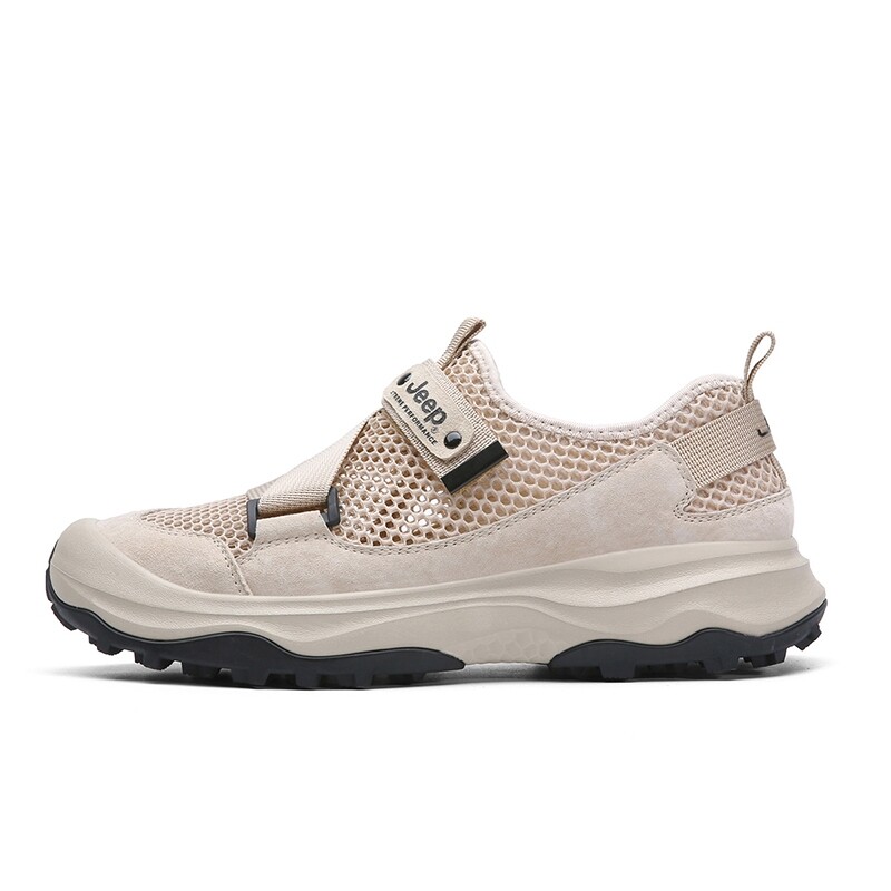 Кроссовки мужские с низким верхом песочного цвета Jeep
Кроссовки мужские с низким верхом песочного цвета Jeep