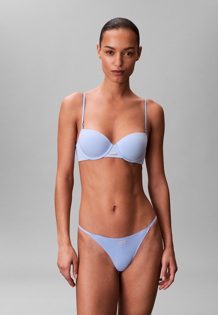Бюстгальтер Calvin Klein Balconette bra, Frozen Fjord/Light Blue
Бюстгальтер Calvin Klein Balconette bra, Frozen Fjord/Light Blue