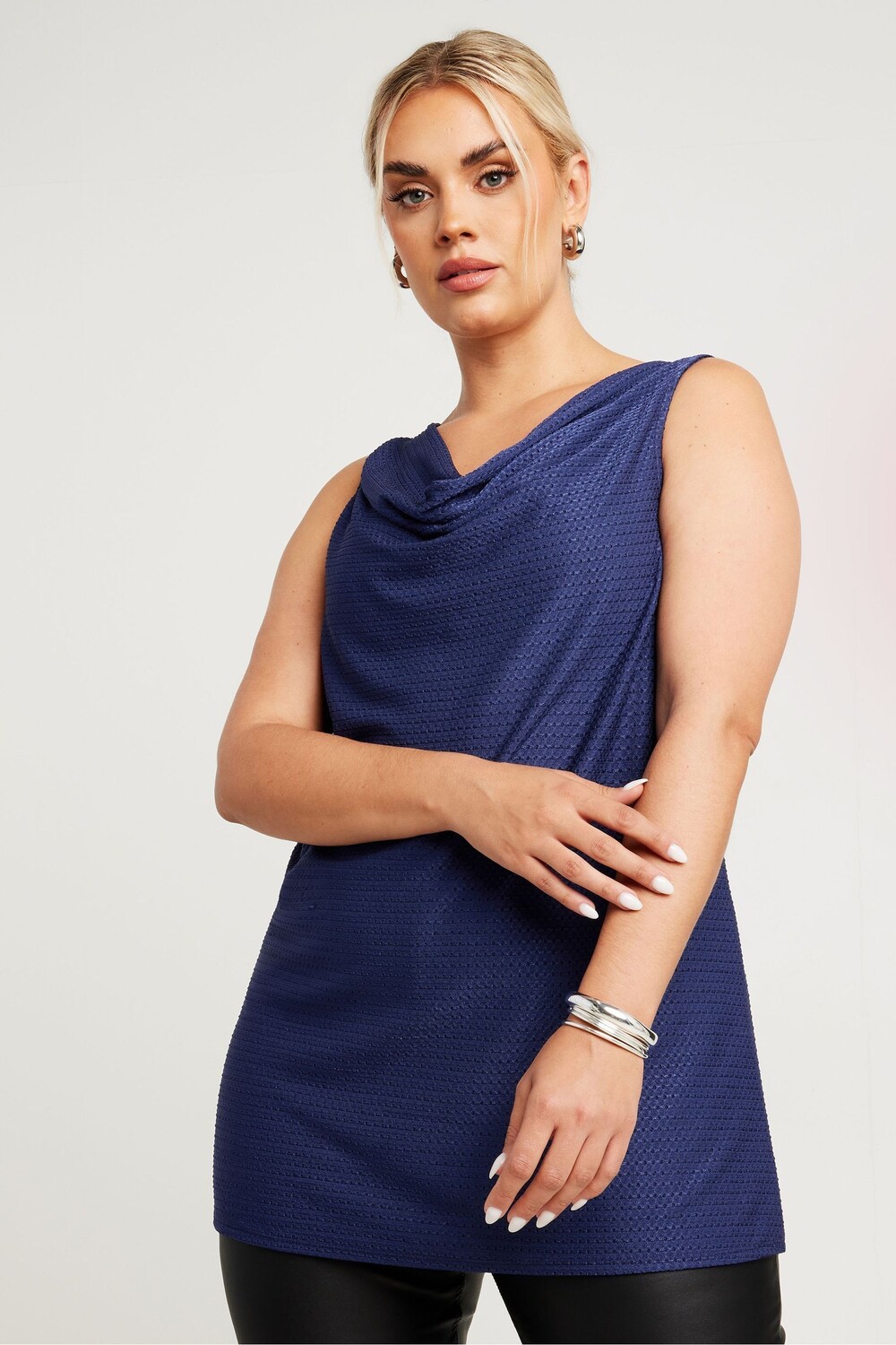 Лимитированный текстурированный топ с воротником-хомутом Yours, синий
Лимитированный текстурированный топ с воротником-хомутом Yours, синий