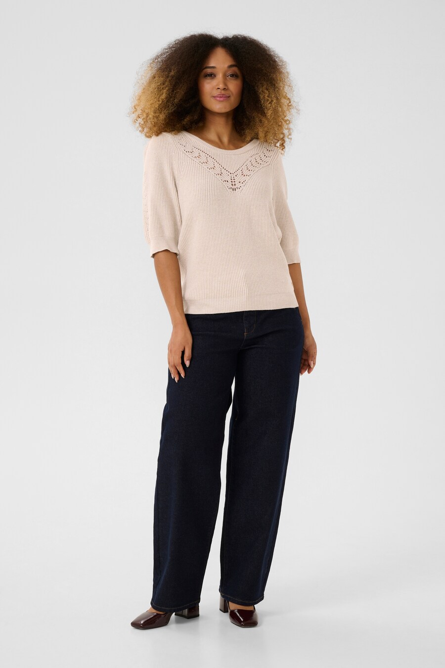 Свитер Cream Dela, бежевый
Свитер Cream Dela, бежевый