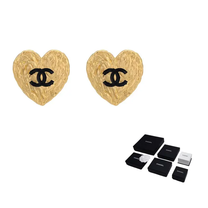 Металлические серьги-гвоздики Women's CHANEL
Металлические серьги-гвоздики Women's CHANEL
