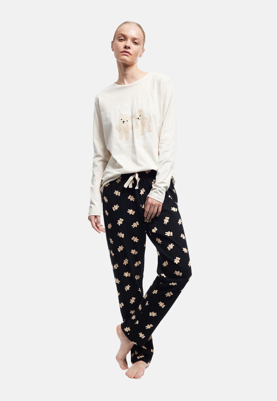 Пижамный комплект Koton BEAR PRINTED SET , White
Пижамный комплект Koton BEAR PRINTED SET , White