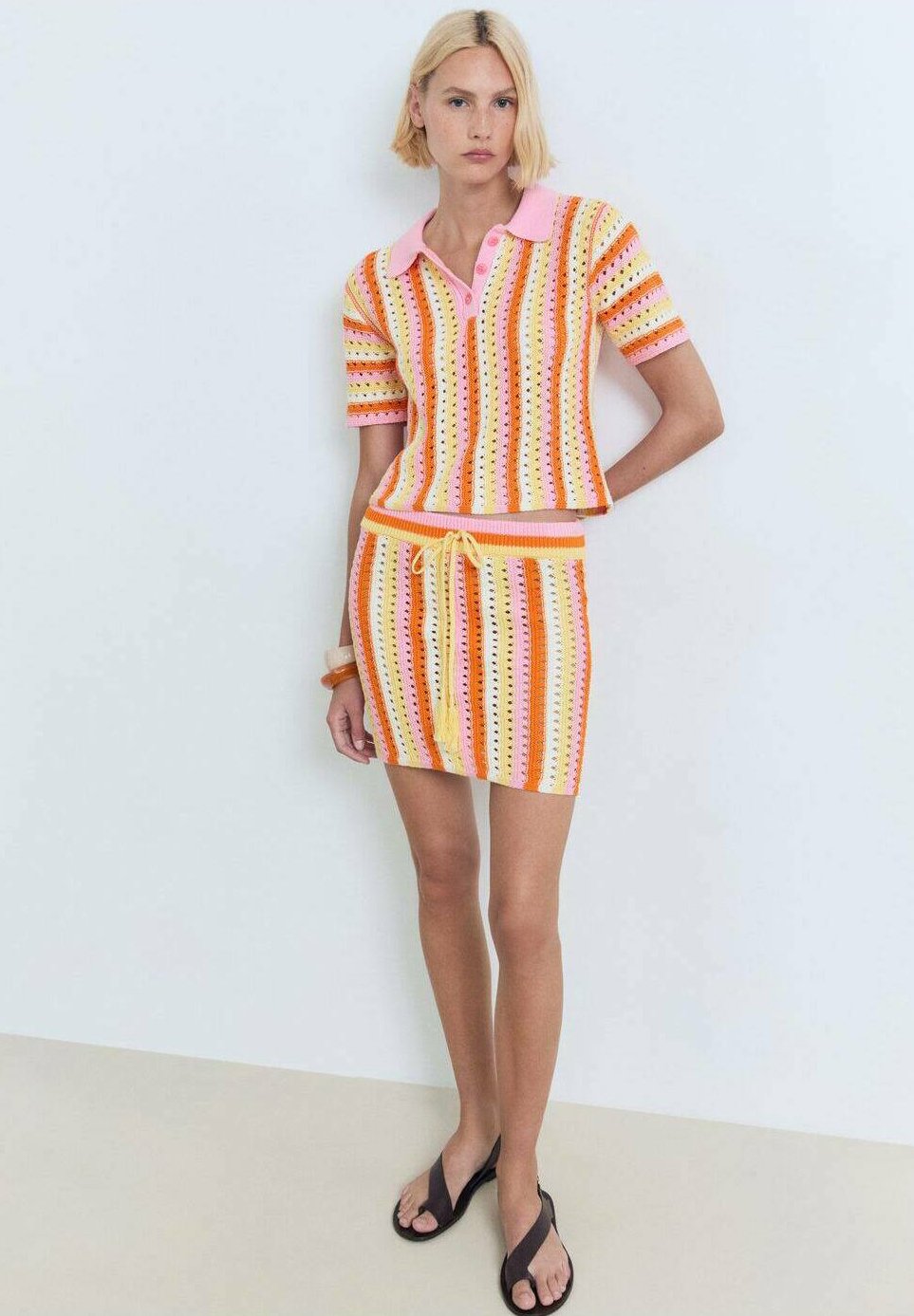 Рубашка поло TWO-TONE STRIPED Mango, розовый
Рубашка поло TWO-TONE STRIPED Mango, розовый
