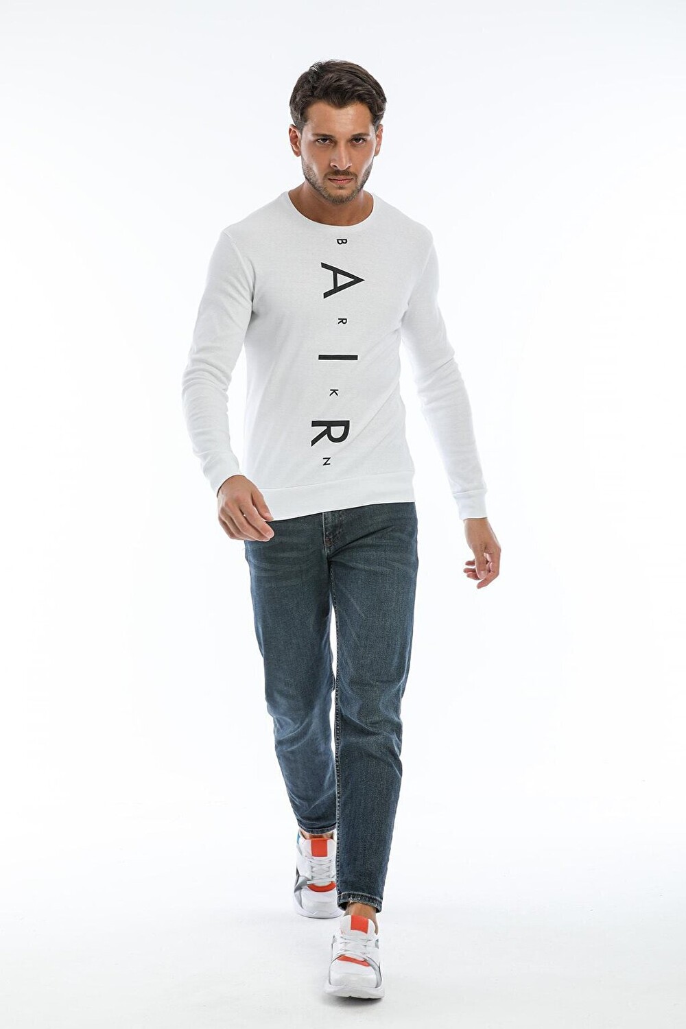 Мужская тонкая толстовка с круглым вырезом Slim Fit с воздушным принтом SPR22sw101 Süperlife, белый
Мужская тонкая толстовка с круглым вырезом Slim Fit с воздушным принтом SPR22sw101 Süperlife, белый