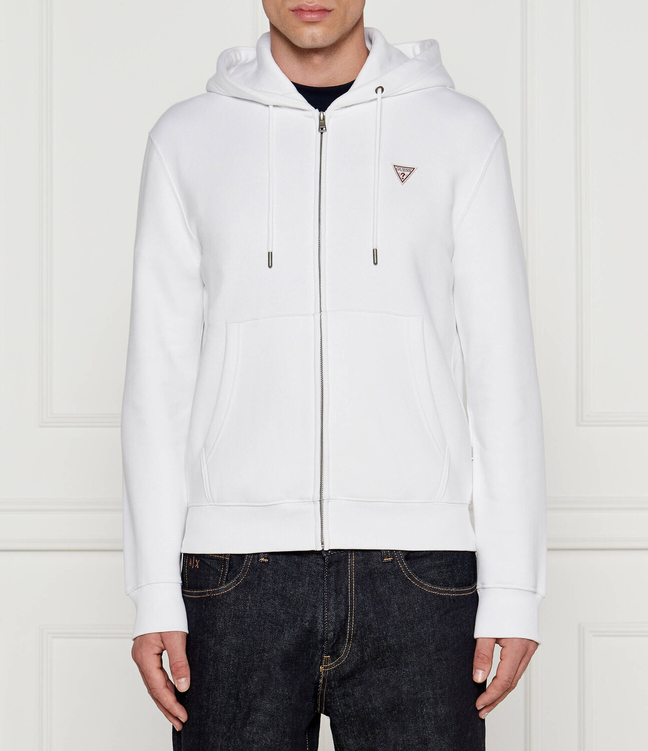 Толстовка Guess Jeans Slim Fit, белый
Толстовка Guess Jeans Slim Fit, белый