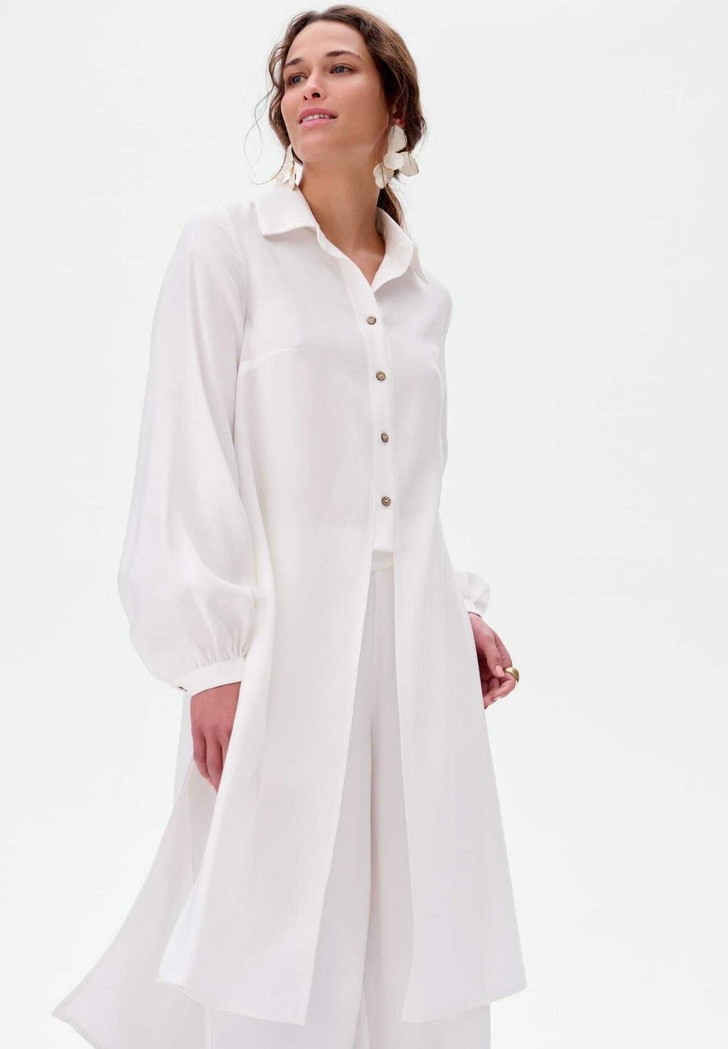 Туника NEZI blue shadow, белый
Туника NEZI blue shadow, белый