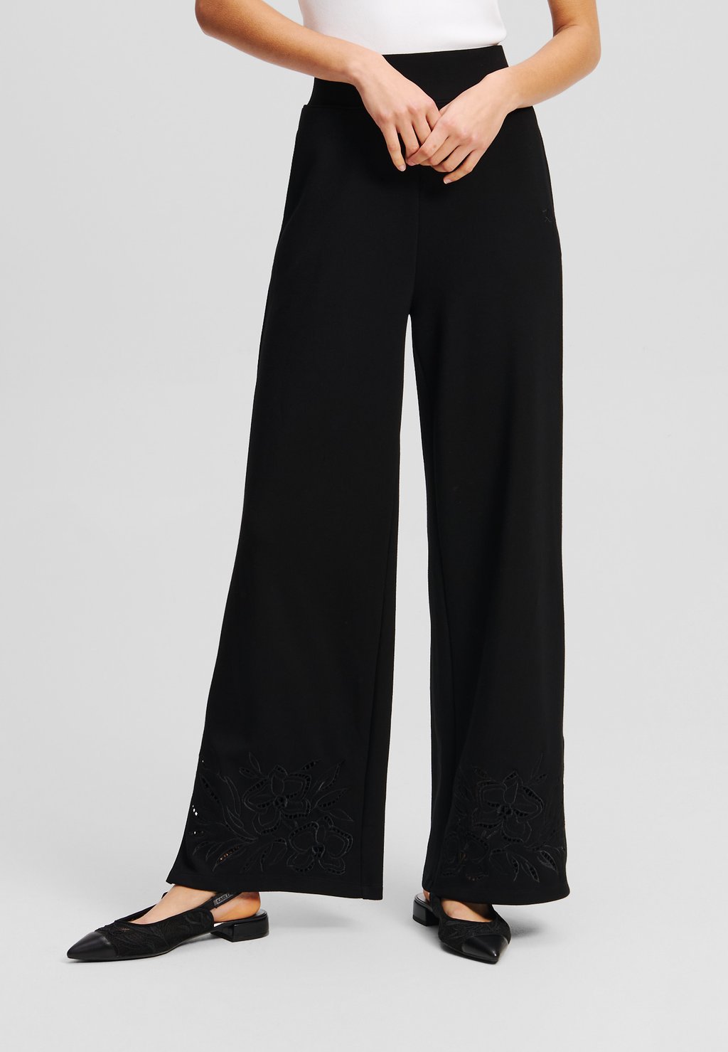 Спортивные брюки KARL LAGERFELD, черный
Спортивные брюки KARL LAGERFELD, черный