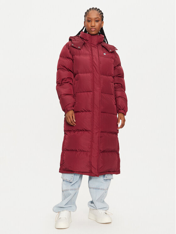 Пуховик стандартного кроя Tommy Jeans, красный 
Пуховик стандартного кроя Tommy Jeans, красный