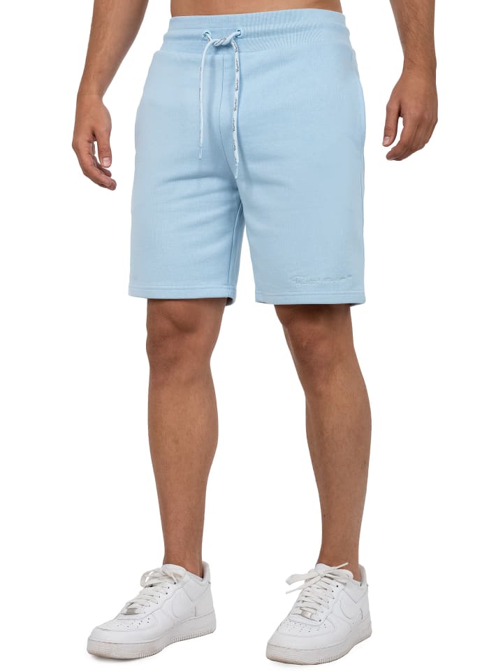 Шорты нежно-голубого цвета Reichstadt
Шорты нежно-голубого цвета Reichstadt