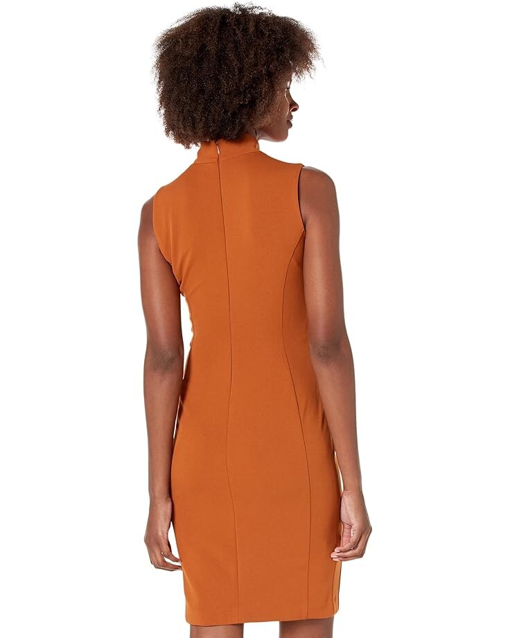 Платье Calvin Klein Short Scuba Crepe with Mock Neck, цвет Almond
Платье Calvin Klein Short Scuba Crepe with Mock Neck, цвет Almond
