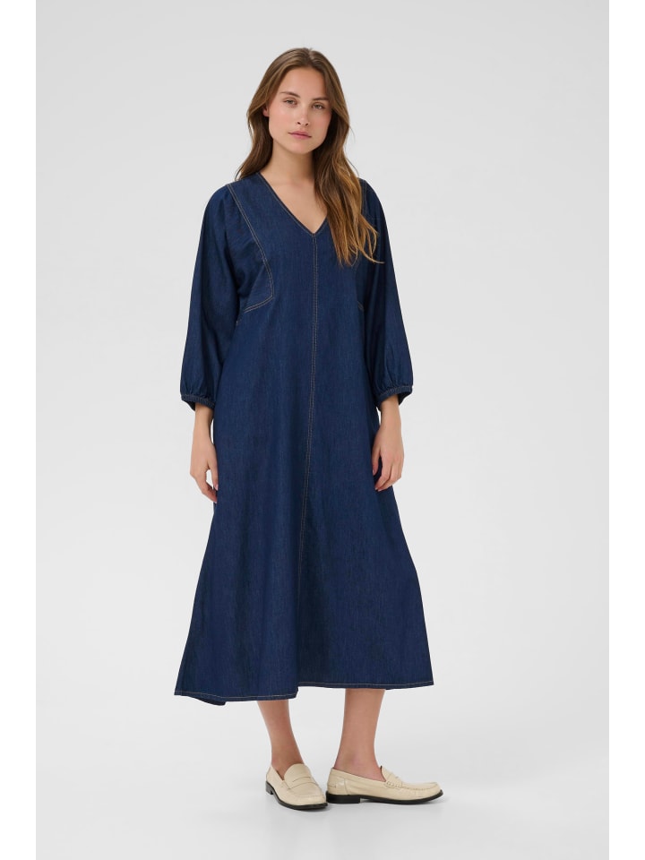 Платье CUhilka, свободный крой, стирать после полоскания CULTURE
Платье CUhilka, свободный крой, стирать после полоскания CULTURE