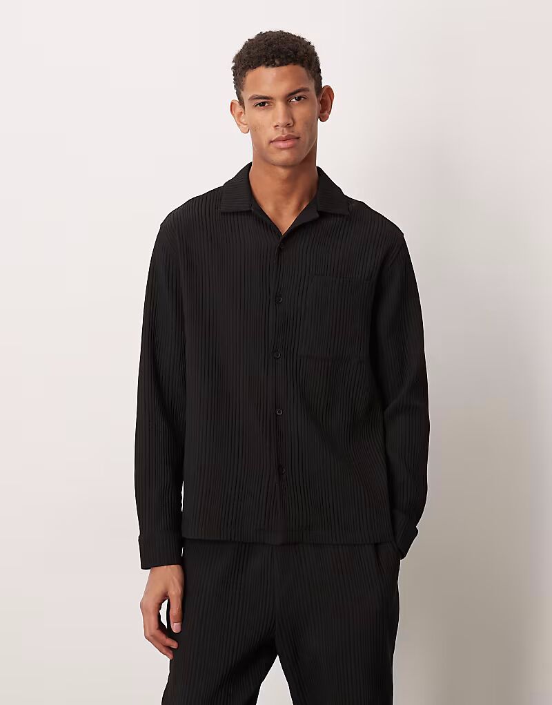 Свободная плиссированная рубашка черного цвета Asos Design
Свободная плиссированная рубашка черного цвета Asos Design