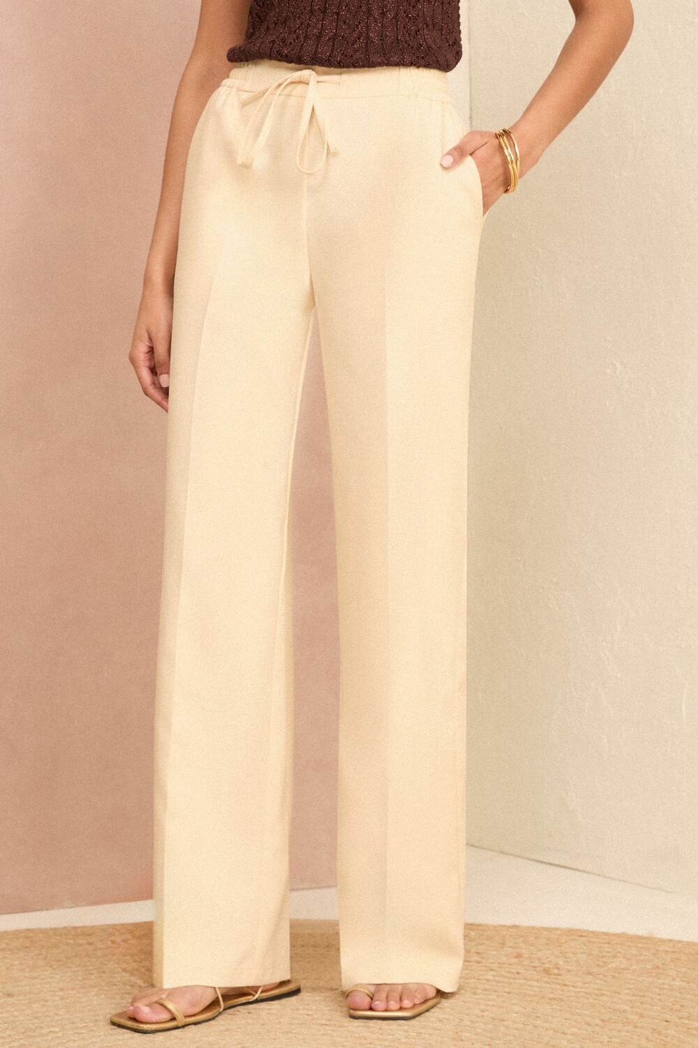 Широкие брюки с эластичной талией Love & Roses, белый
Широкие брюки с эластичной талией Love & Roses, белый