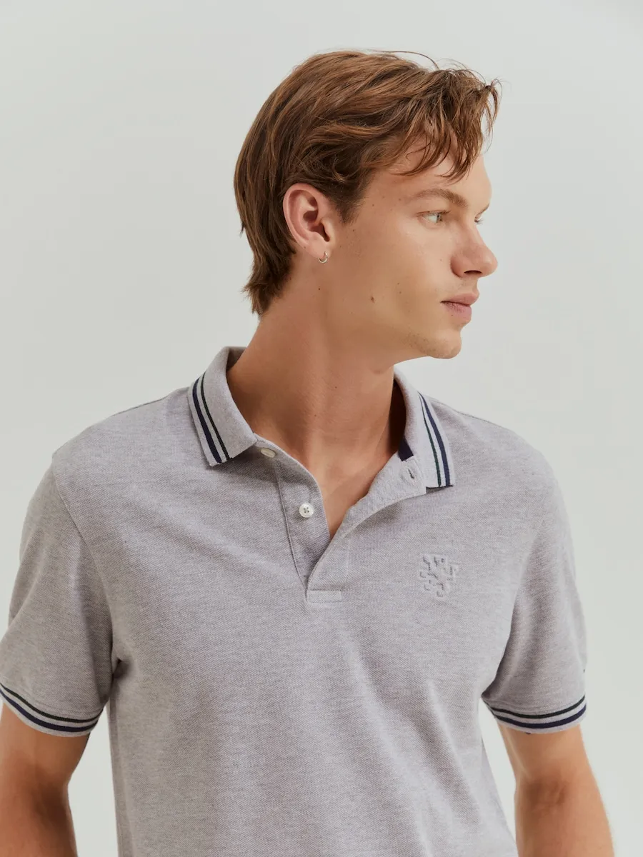 Поло пике с узким кроем для мужчин в полоску Lion of Porches, серый
Поло пике с узким кроем для мужчин в полоску Lion of Porches, серый