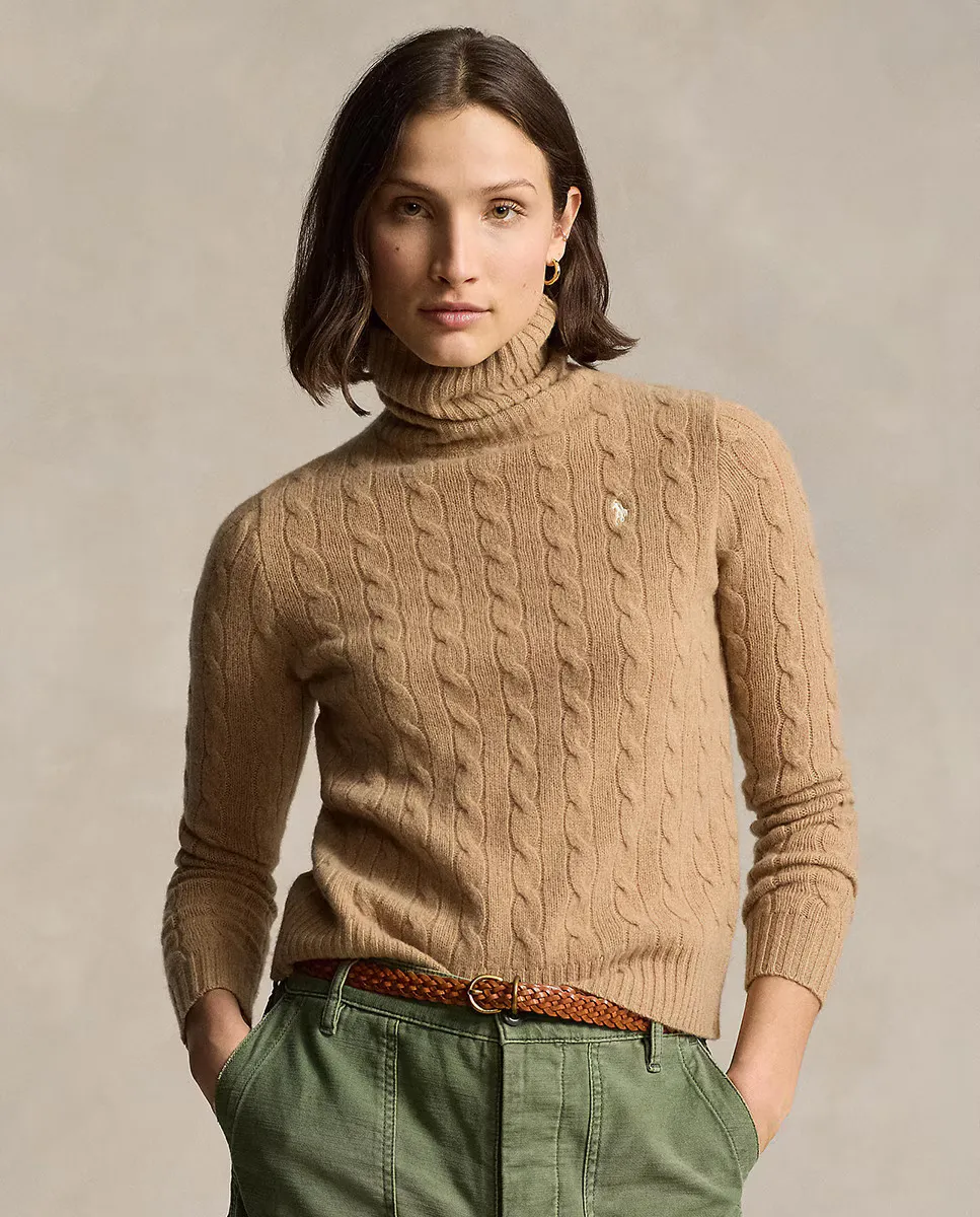 Женский свитер косой вязки с высоким воротником Polo Ralph Lauren, бежевый
Женский свитер косой вязки с высоким воротником Polo Ralph Lauren, бежевый