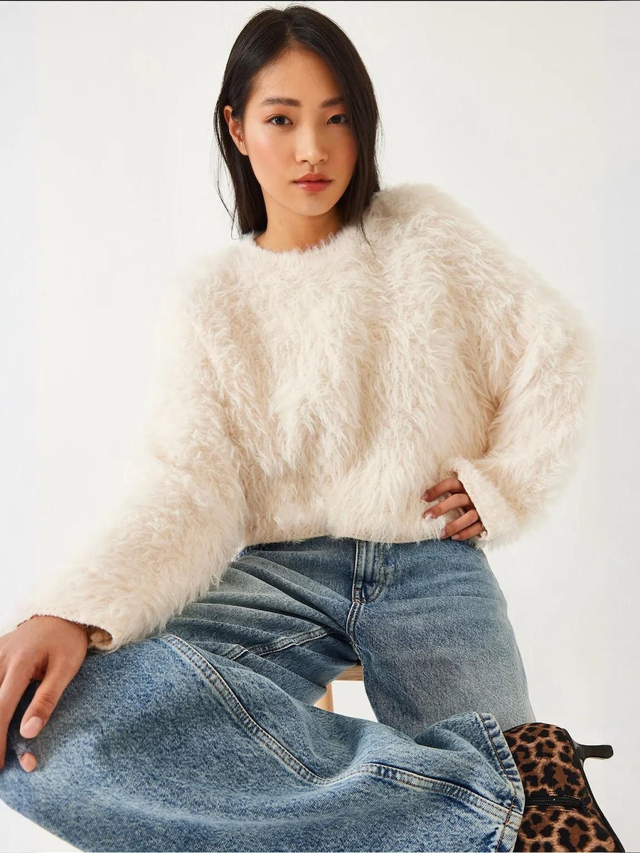 Свитер Bianco Lucci, кремовый
Свитер Bianco Lucci, кремовый