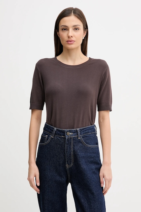 Хлопковая футболка United Colors of Benetton, коричневый
Хлопковая футболка United Colors of Benetton, коричневый