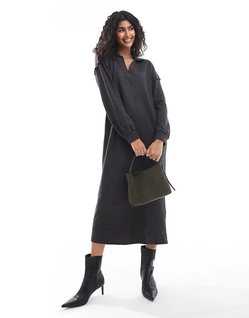 Супермягкое платье-поло длиной до щиколотки в черном меланжевом цвете Vero Moda
Супермягкое платье-поло длиной до щиколотки в черном меланжевом цвете Vero Moda