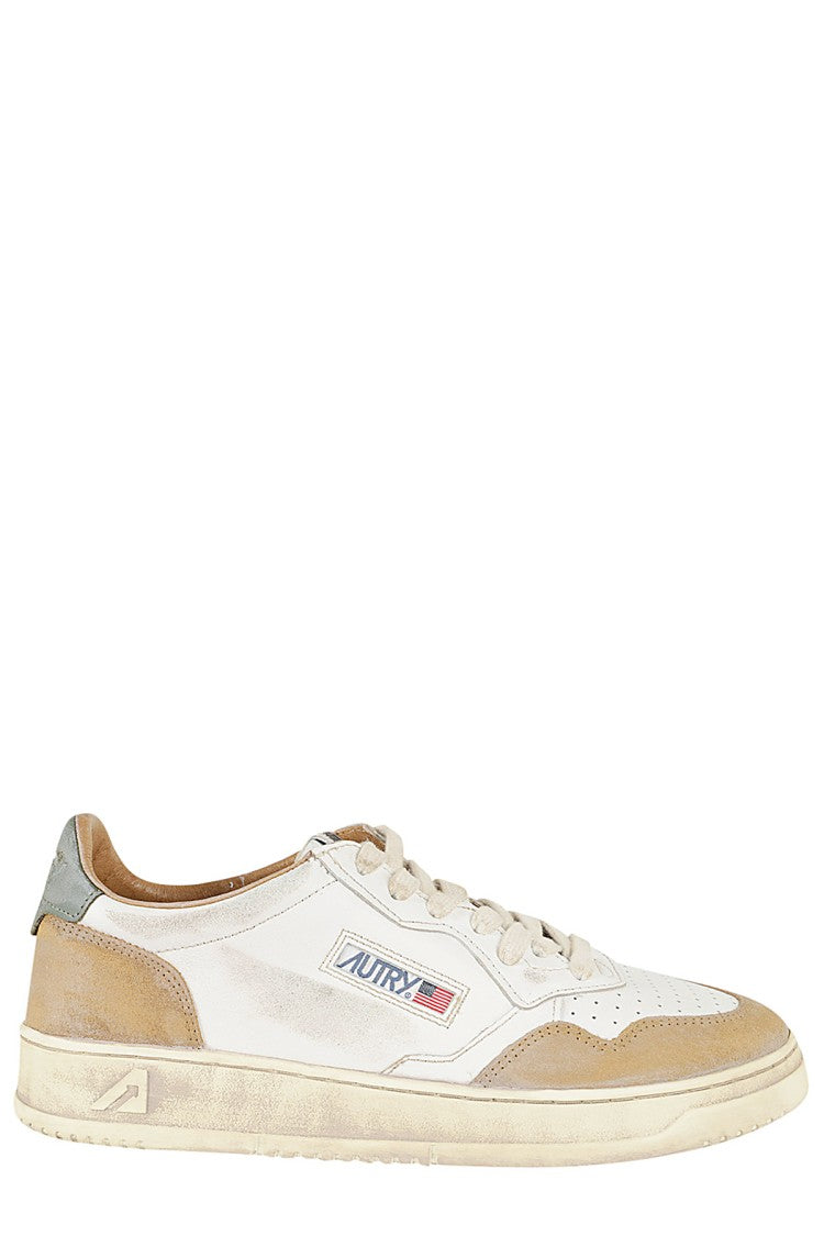 Кроссовки Sup Vint с низким верхом Autry, белый
Кроссовки Sup Vint с низким верхом Autry, белый
