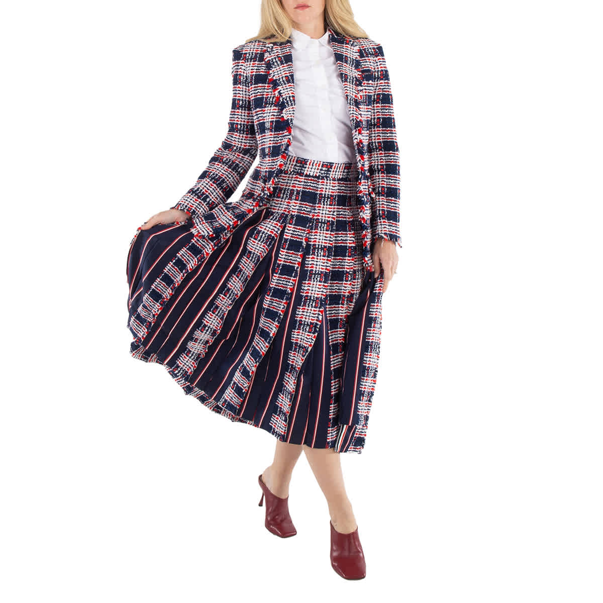 Thom Browne Женская юбка плиссе из твида с ворсом, размер бренда 38 (американский размер 2)
Thom Browne Женская юбка плиссе из твида с ворсом, размер бренда 38 (американский размер 2)