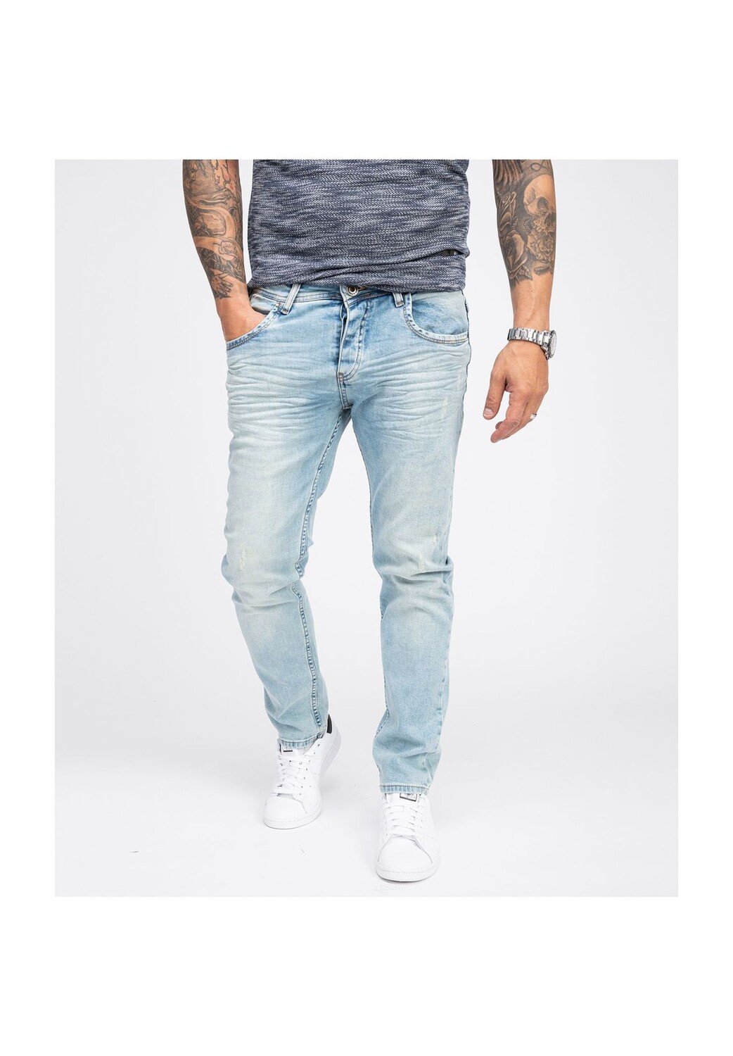 Джинсы стандартного кроя, потертый вид Rock Creek, светло-синий
Джинсы стандартного кроя, потертый вид Rock Creek, светло-синий