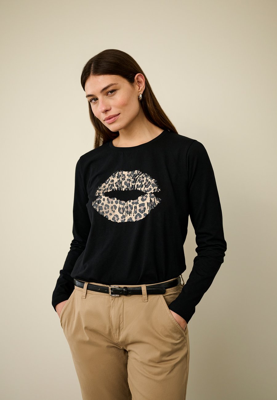 Топ Culture CUNORINA GITH LS T-SHIRT, Black
Топ Culture CUNORINA GITH LS T-SHIRT, Black