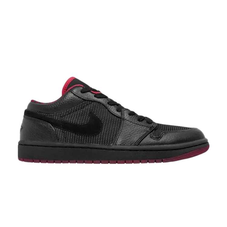 Кроссовки Air Jordan 1 Retro Low 'Black Silver Red', черный
Кроссовки Air Jordan 1 Retro Low 'Black Silver Red', черный