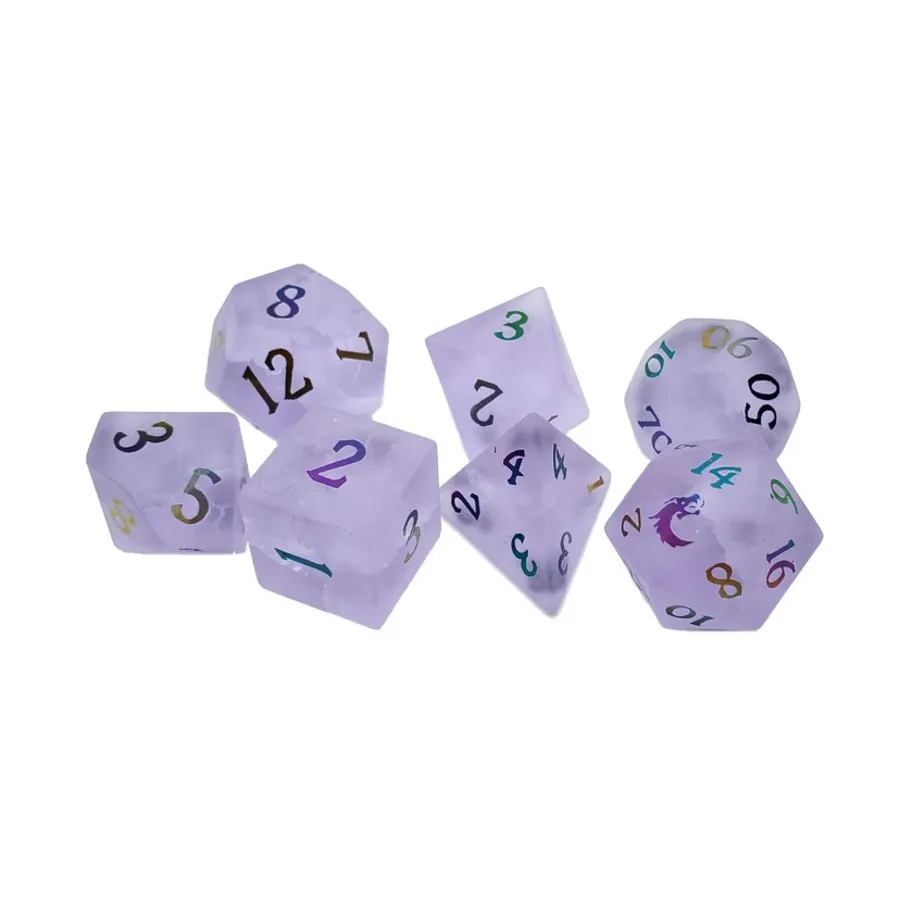 Набор Poly — матовое стекло, аметист со спектральным эффектом (7), Gemstone Dice (Old School Dice & Accessories)
Набор Poly — матовое стекло, аметист со спектральным эффектом (7), Gemstone Dice (Old School Dice & Accessories)