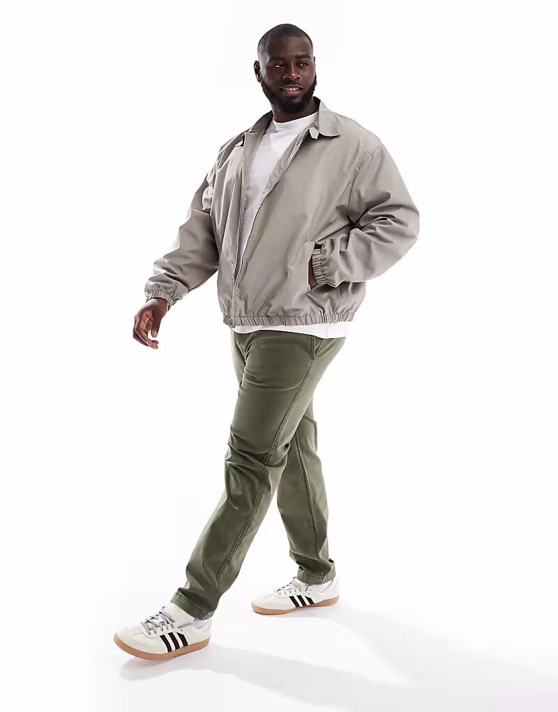 Брюки-чиносы Levi's Big & Tall XX Standard Tapered из твила темно-зеленого цвета
Брюки-чиносы Levi's Big & Tall XX Standard Tapered из твила темно-зеленого цвета