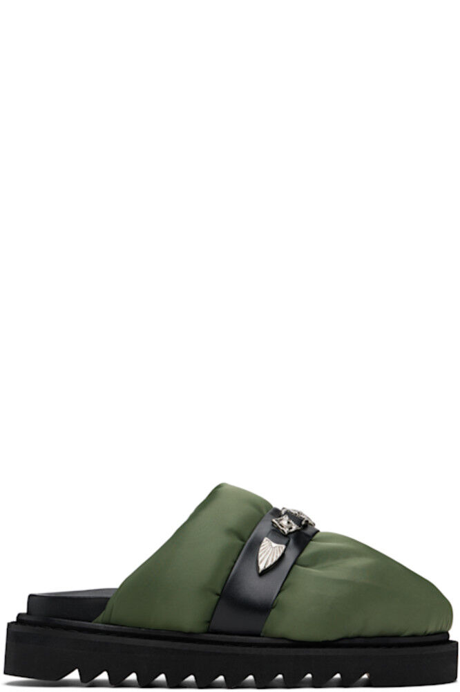 Зеленые нейлоновые тапочки Toga Virilis
Зеленые нейлоновые тапочки Toga Virilis