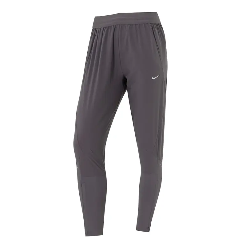 Спортивные штаны из коллекции Sports Life Nike, серый
Спортивные штаны из коллекции Sports Life Nike, серый