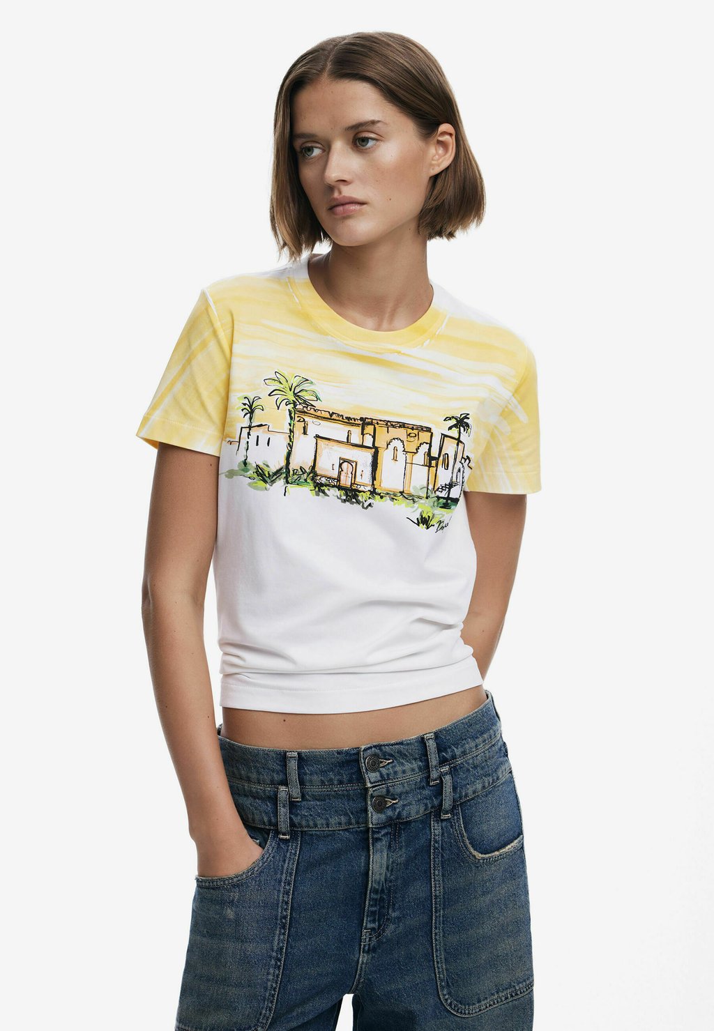 Футболка с принтом Desigual, оранжевый
Футболка с принтом Desigual, оранжевый