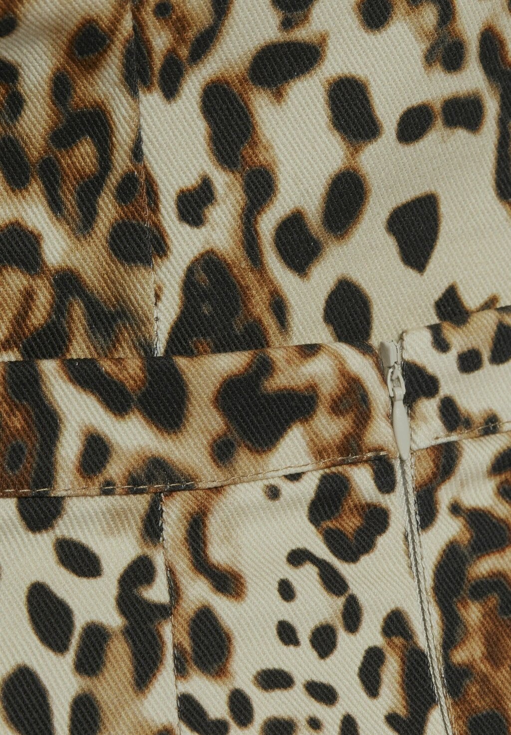 Мини-юбка TRECAWI Nicowa, черный
Мини-юбка TRECAWI Nicowa, черный