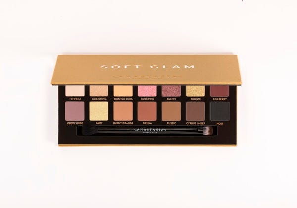 Палитра теней для век из 14 оттенков ANASTASIA BEVERLY HILLS Soft Glam Eyeshadow Palette
Палитра теней для век из 14 оттенков ANASTASIA BEVERLY HILLS Soft Glam Eyeshadow Palette