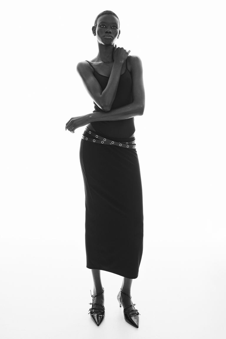 Юбка-Карандаш в рубчик H&M, черный
Юбка-Карандаш в рубчик H&M, черный