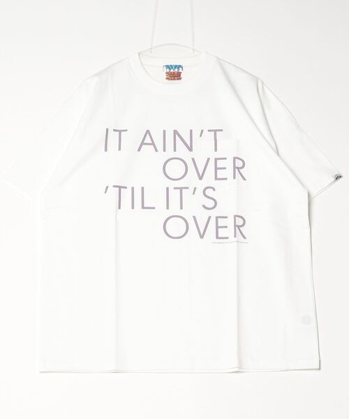 Футболка с принтом "Все еще не закончится, пока не закончится", бренд City Country City, белая
Футболка с принтом "Все еще не закончится, пока не закончится", бренд City Country City, белая