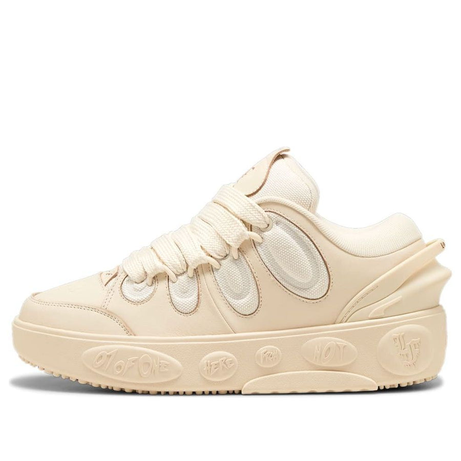 Кроссовки PUMA LaMelo Ball La Franc 'Moment', бежевый
Кроссовки PUMA LaMelo Ball La Franc 'Moment', бежевый