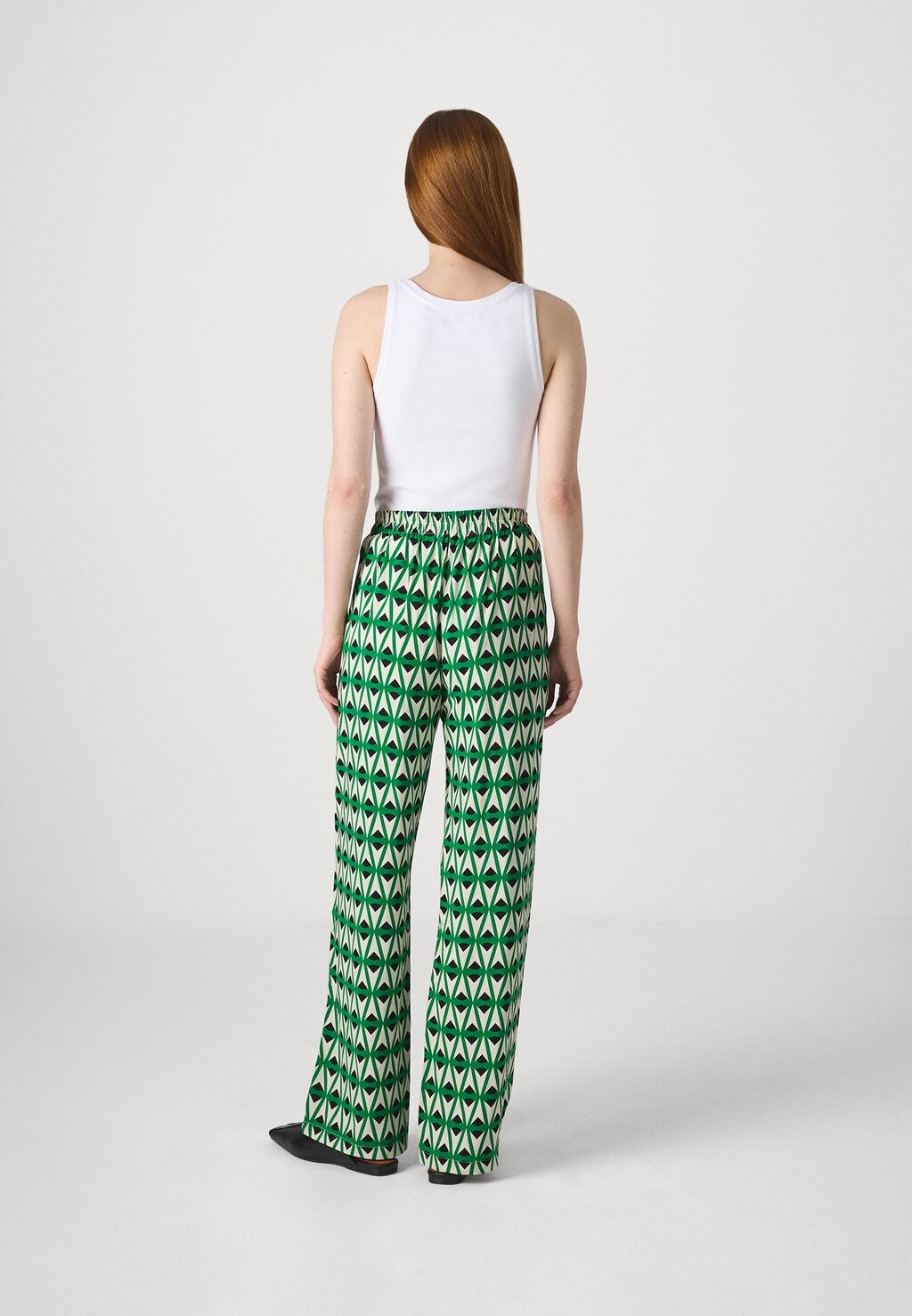 Тканевые брюки VMEASY WIDE Vero Moda, черный
Тканевые брюки VMEASY WIDE Vero Moda, черный