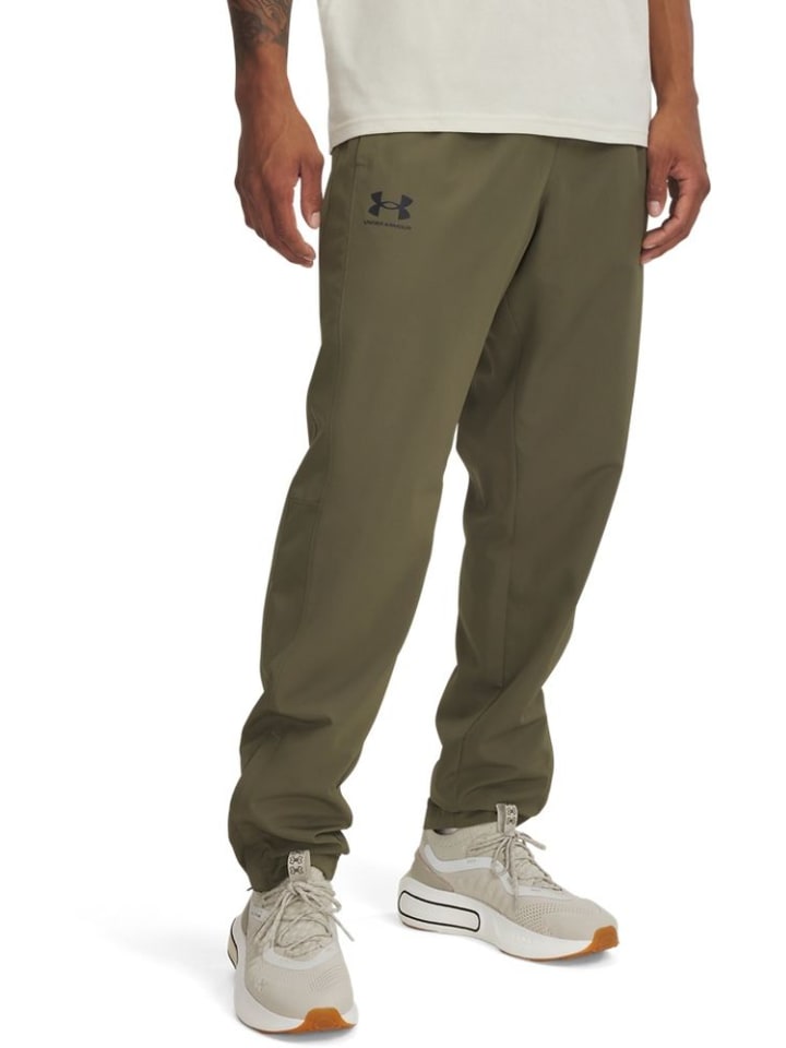 Under Armour Тренировочные брюки "Rival Woven Windbreaker Pant" зеленого цвета
Under Armour Тренировочные брюки "Rival Woven Windbreaker Pant" зеленого цвета