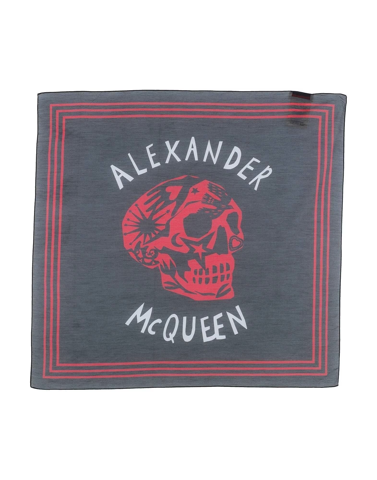 Шарф Mcqueen, полуночно-синий
Шарф Mcqueen, полуночно-синий