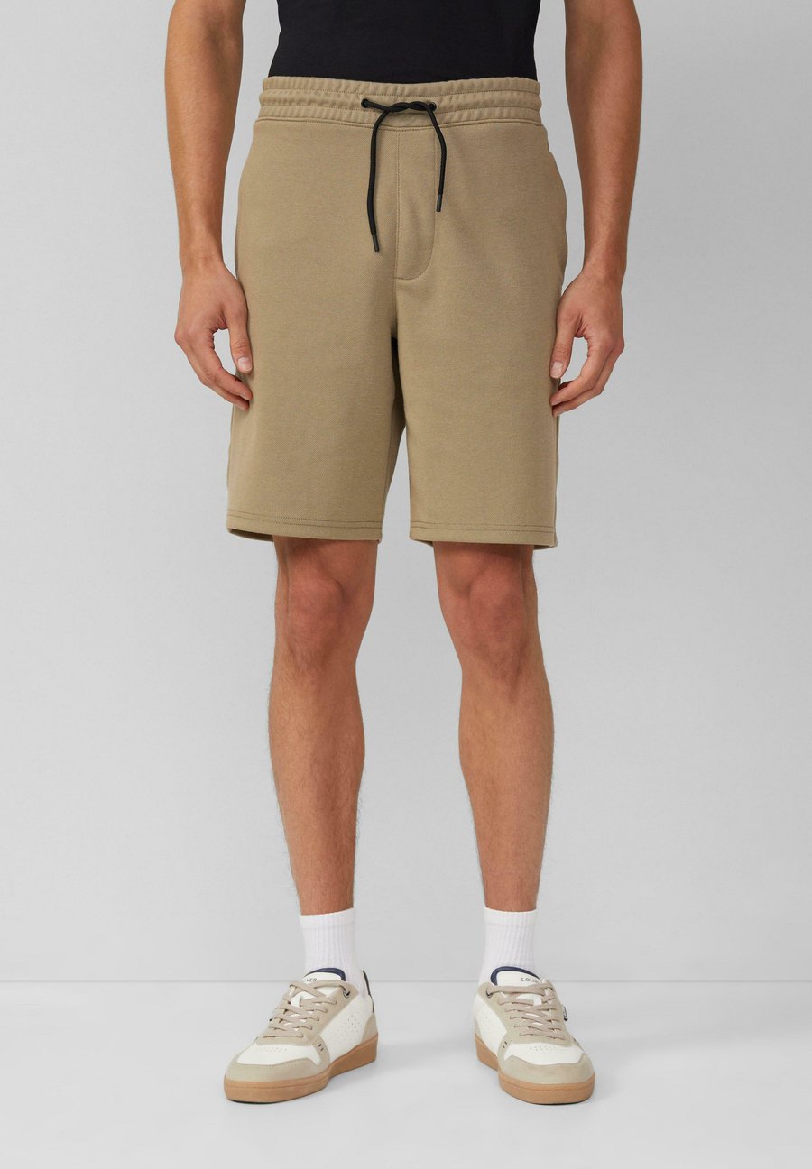 Шорты s.Oliver DETROIT: STRUKTURIERTE, Braun/Dark Green
Шорты s.Oliver DETROIT: STRUKTURIERTE, Braun/Dark Green