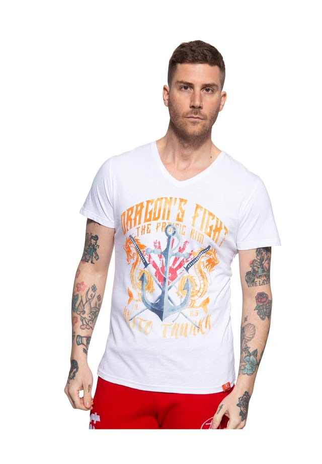 Футболка с ярким принтом спереди в виде дракона-якоря Akito Tanaka, белый
Футболка с ярким принтом спереди в виде дракона-якоря Akito Tanaka, белый